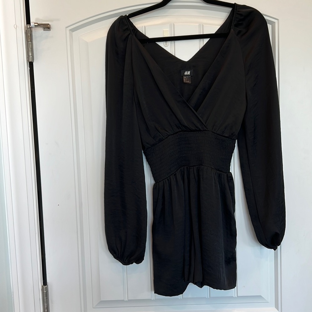 H&M black romper size 4